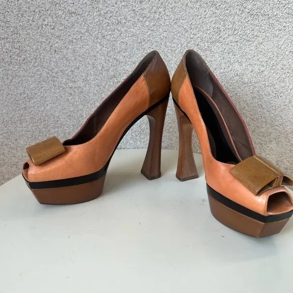 MARNI heel 6” shoes pumps open toe bow platform base Sz 9 colorblock leather.