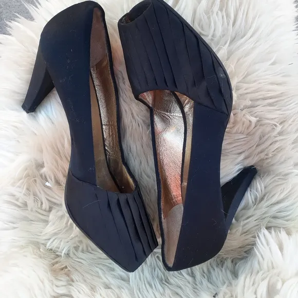 MAX &amp; CO Satin Pleat Square Toe Heels Shoes Pumps 39