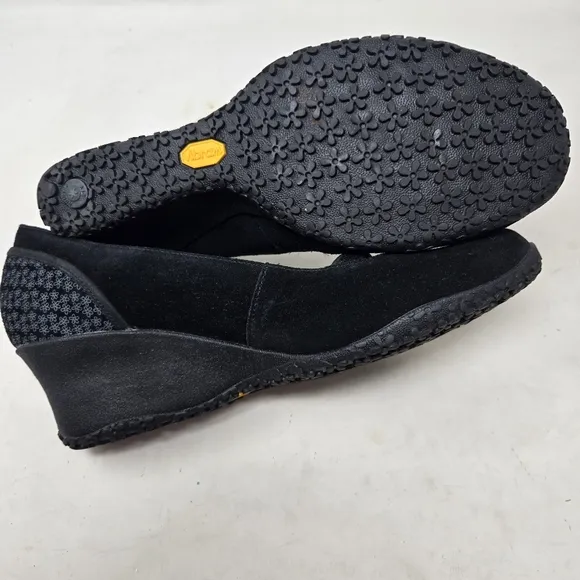 MERELL Petunia Black Suede Wedge MaryJanes Size 9.5M