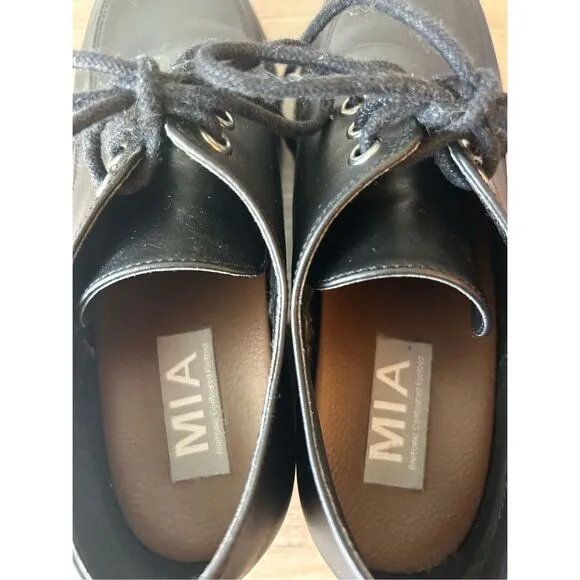 MIA Vicki Platform chunky heel laceup Oxford 7 preppy academia goth Y2K lug sole