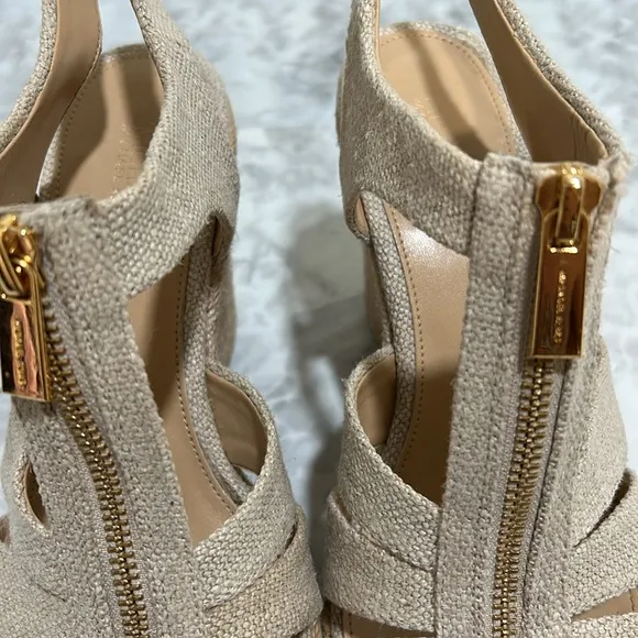 MICHAEL KORK BERKELEY WEDGE SANDALS CREAM  SZ 8