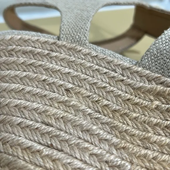 MICHAEL KORK BERKELEY WEDGE SANDALS CREAM  SZ 8