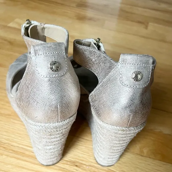 Michael Kors Berkley Metallic Linen Espadrille Wedge Sandals Size 8.5