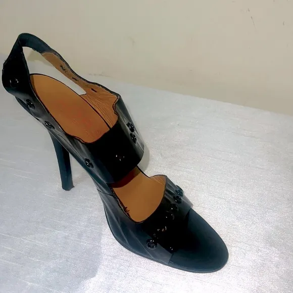 Michael Kors Eyelet Sandals 9M