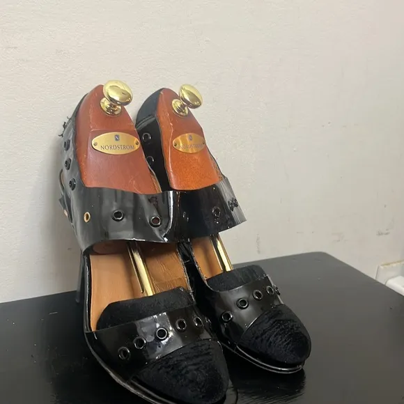 Michael Kors Eyelet Sandals 9M