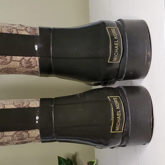 Michael Kors | Green and Brown Rubber and Canvas Rainboots Sz 7M