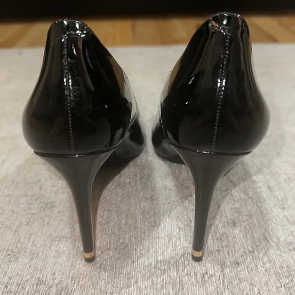 MICHAEL KORS HEELS BLACK SHOES SIZE 8 1/2