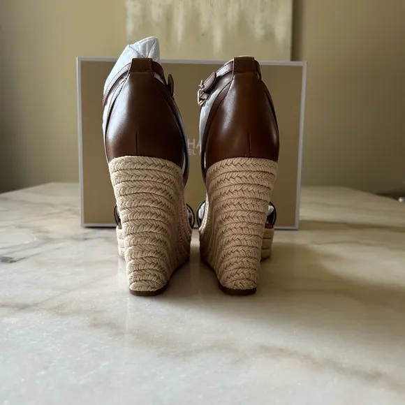 Michael Kors Kimberly Wedge Leather Sandals-Brown/Luggage-Size 9🌸