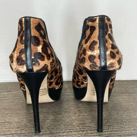 Michael Kors  Leopard Print Black Stiletto Heels size 5.5. Dyed cow hair. Bootie