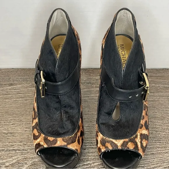 Michael Kors  Leopard Print Black Stiletto Heels size 5.5. Dyed cow hair. Bootie