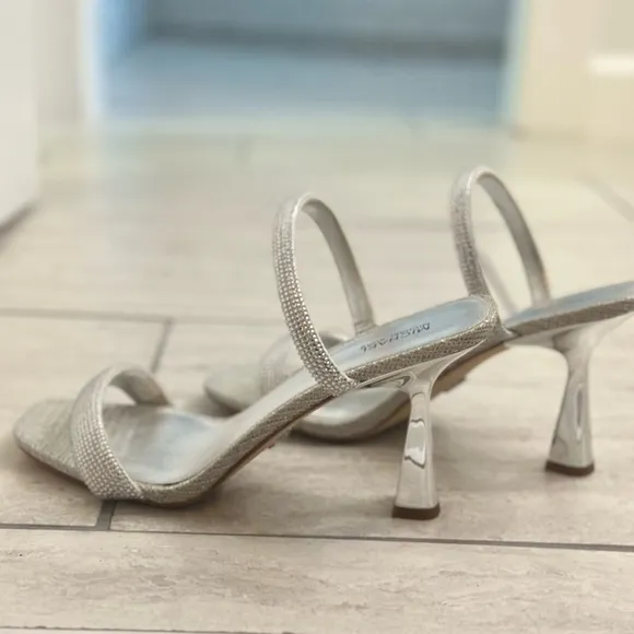 Michael Kors Silver Rhinestone Sandals w/ Mirrored Heel - size 8.5 - EUC