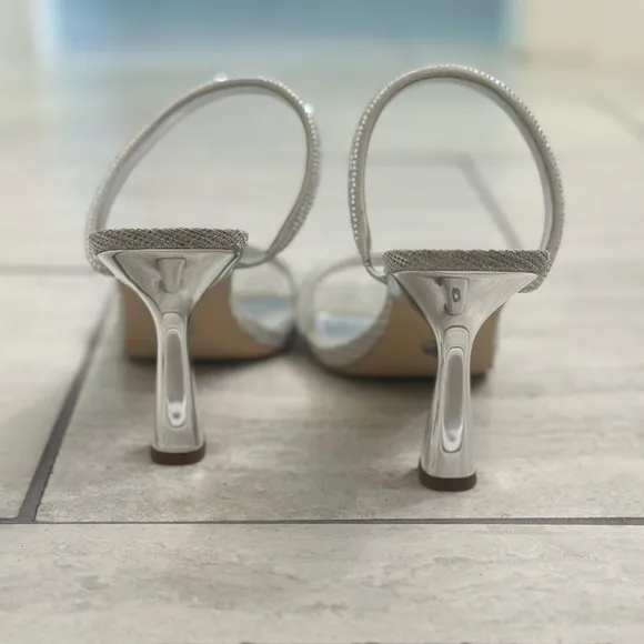 Michael Kors Silver Rhinestone Sandals w/ Mirrored Heel - size 8.5 - EUC