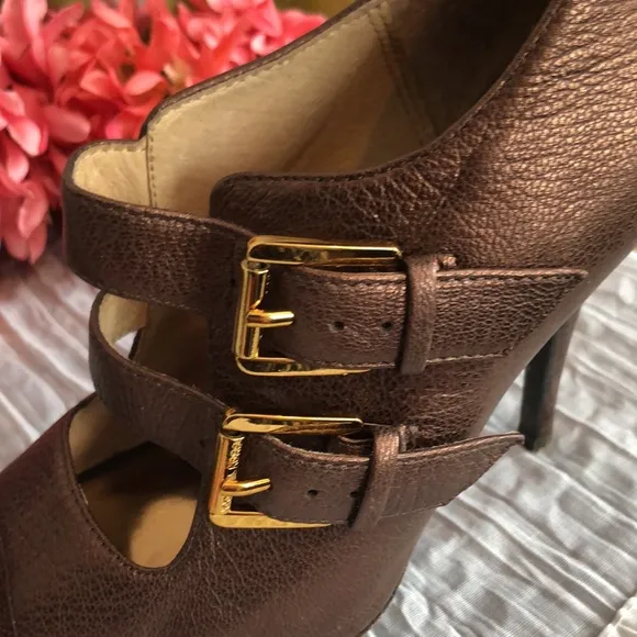 MICHAEL KORS size 4.5 brown leather platform spike heels booties w/2 buckles