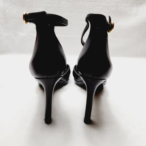 MICHAEL MICHAEL KORS black leather heel sandals