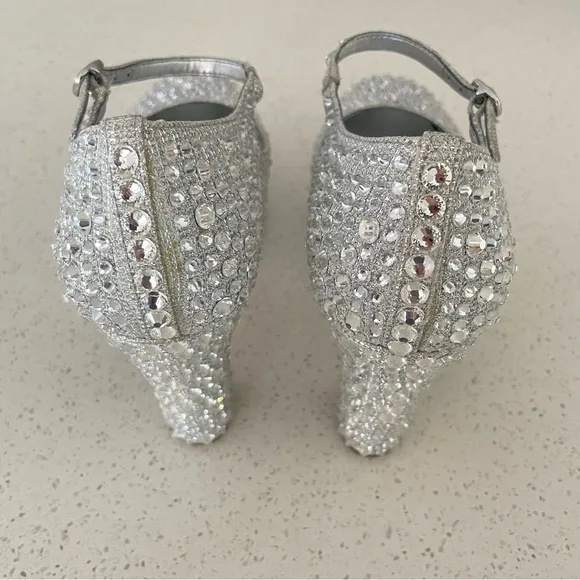 MICHAEL Michael Kors Fallon Mary Jane Silver Rhinestone Platform Heels Size 7.5