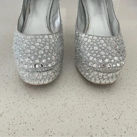 MICHAEL Michael Kors Fallon Mary Jane Silver Rhinestone Platform Heels Size 7.5