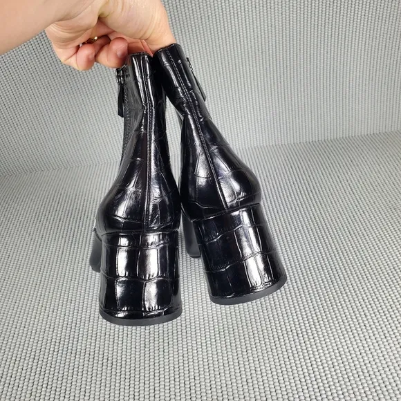 Michael Michael Kors leather black boots