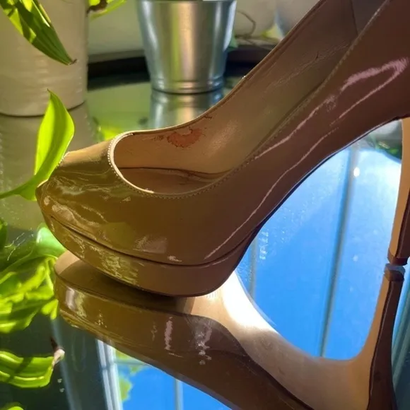 Michael Michael Kors Patent Leather Pumps Tan Heels Open Toe Size: 7M​​
