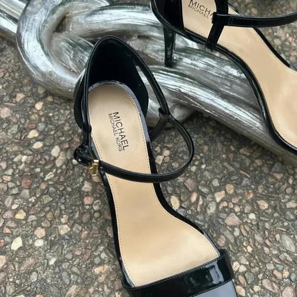 MICHAEL Michael Kors Simone Black Patent Leather High Heel Buckle Sandals New