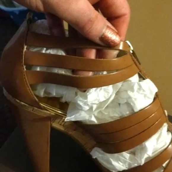 MICHAEL Michael Kors T-Strap Leather Ankle Booties Platform Cork Platlform Heels
