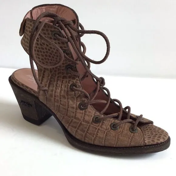 Miss Macie Brown Animal Print Lace Up Chunk Heel Sandals Size 9 1/2