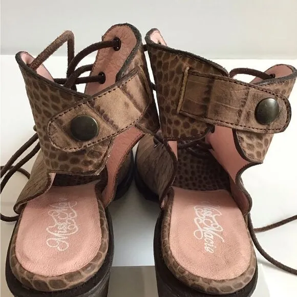 Miss Macie Brown Animal Print Lace Up Chunk Heel Sandals Size 9 1/2