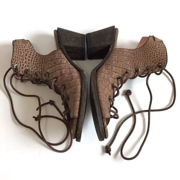 Miss Macie Brown Animal Print Lace Up Chunk Heel Sandals Size 9 1/2