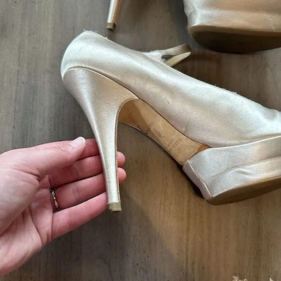 MIU MIU BY PRADA PLATFORM MARY JANE SHOES Cap Toe Satin 38.5 7.5