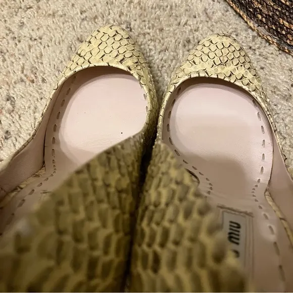 MIU MIU Heels Snakeskin PYTHON Pumps - Sz 39.5 (US 9.5) Excellent! ITALY