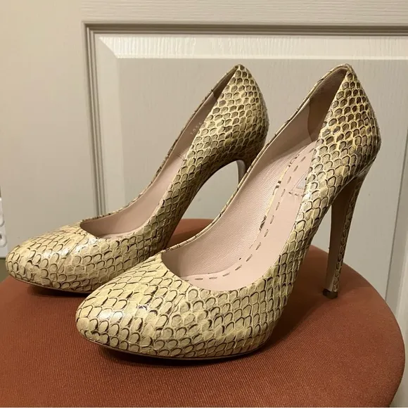 MIU MIU Heels Snakeskin PYTHON Pumps - Sz 39.5 (US 9.5) Excellent! ITALY