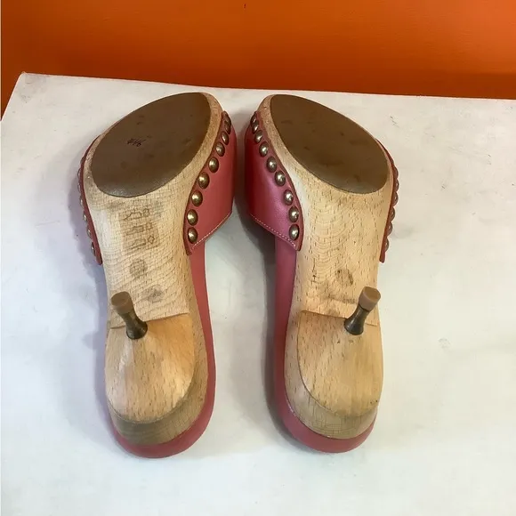 Miu Miu Kitten heel Sandals