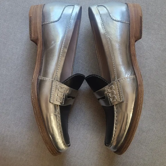 MIU MIU Metallic Silver &amp; Black Loafer 1/2&quot; Platform Leather Stacked Heel 36