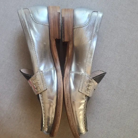 MIU MIU Metallic Silver &amp; Black Loafer 1/2&quot; Platform Leather Stacked Heel 36