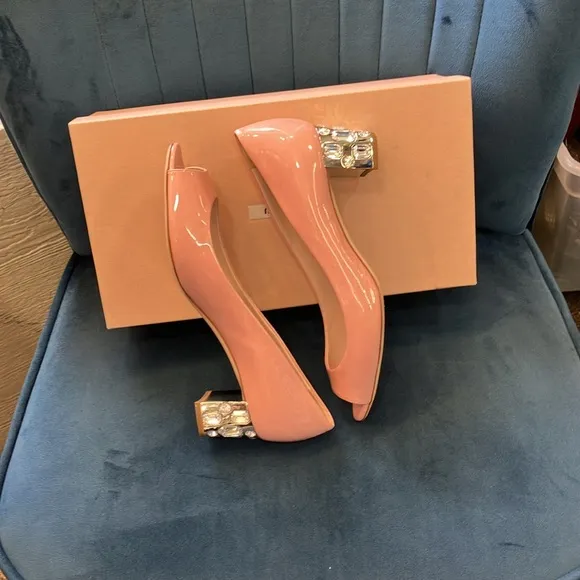 Miu Miu Women's Pink Patent Leather Crystal Heel Pumps Open-Toe size 39