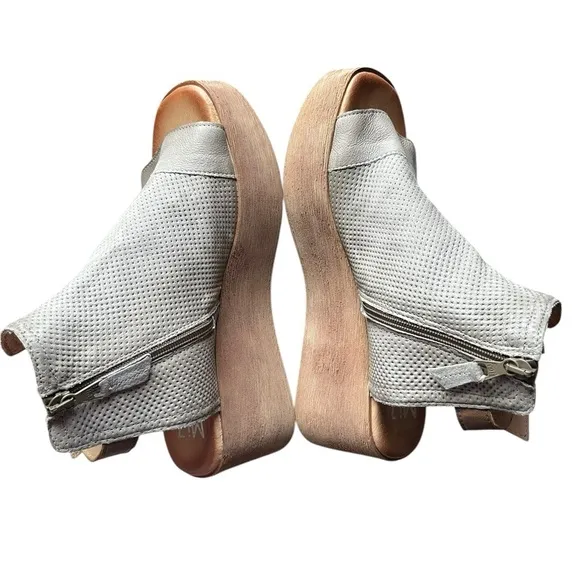 Miz Mooz gray  Leather Wedge Heel Ankle Strap Sandals size 40/US9
