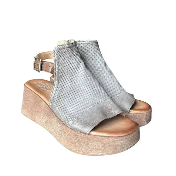 Miz Mooz gray  Leather Wedge Heel Ankle Strap Sandals size 40/US9