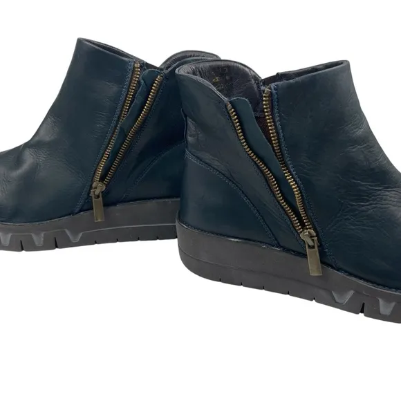 Miz Mooz Lass Chunky Leather Ankle Boots Navy