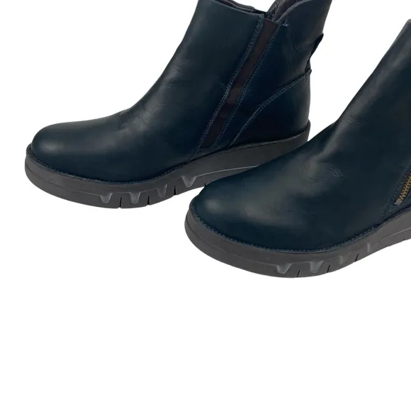 Miz Mooz Lass Chunky Leather Ankle Boots Navy
