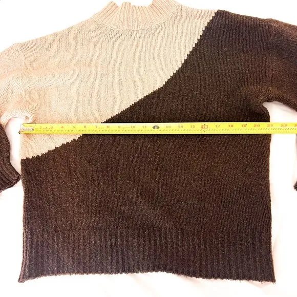 Mock Neck Color Block Sweater
