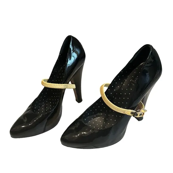 Moschino Cheap and Chic Black Patent Leather Mary Jane Pumps, Sz EU 40