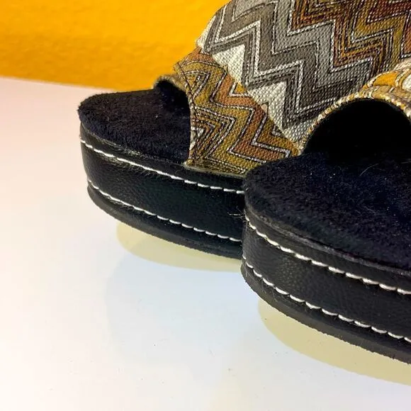 MUK LUKS Peyton Neutral Cork Platform Wedge Slip-on Peep-toe Sandal Size 9