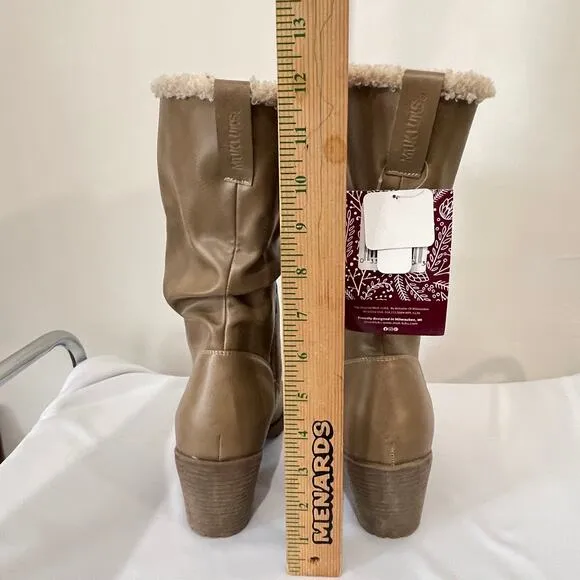 MukLuks Boots Womens Size 9 Taupe Brown Block Heel Lined Water Resistant NWT
