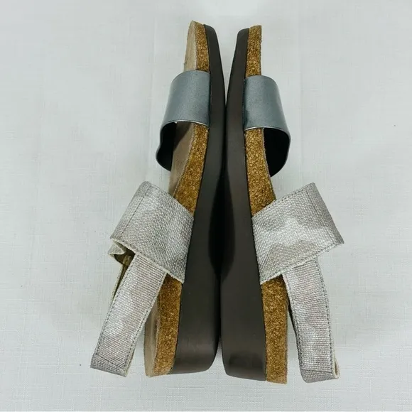 Munro Pisces Size 7 SS Metallic Camo Slingback Sandals