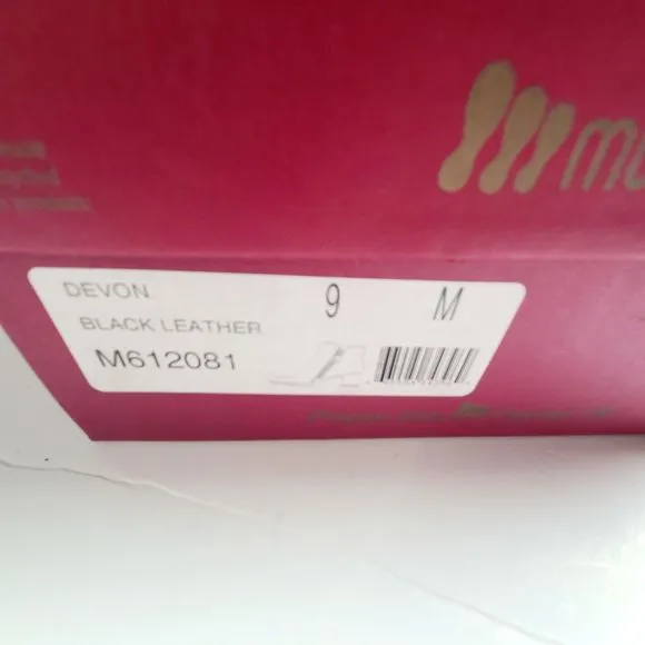 Munro Womens Devon Black Leather Zipper Block Heel Boot Size 9 New!!!