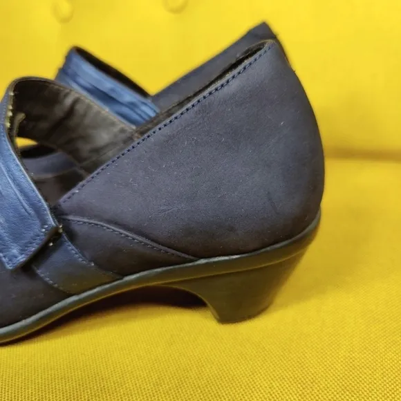 NAOT Attitude Women's Mary Jane Pump Block Heel Navy Leather Shoe Size 7-7.5