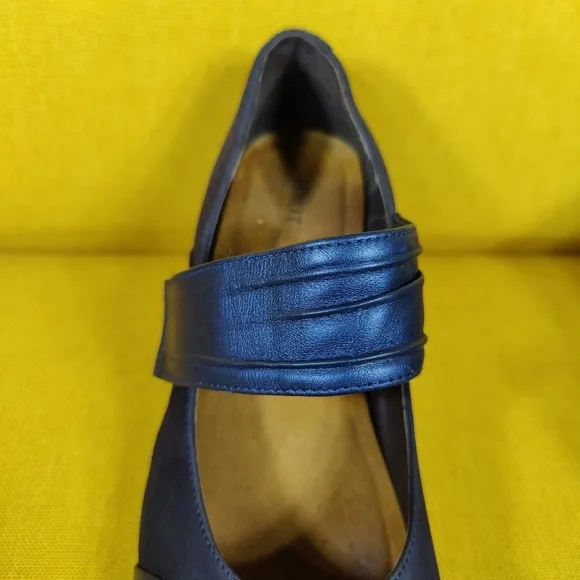 NAOT Attitude Women's Mary Jane Pump Block Heel Navy Leather Shoe Size 7-7.5