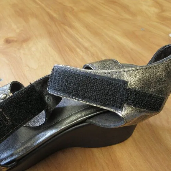 NAOT Flirt Wedge Platform Ankle Strap Sandals Sz 41/10 Metallic Leather Shoes