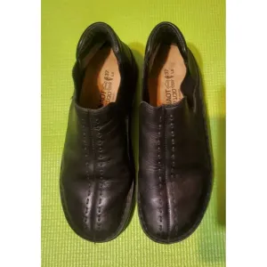NAOT Slip on Leather Women’s Clogs Booties Wedge Shoes size 38 Autumn Fall