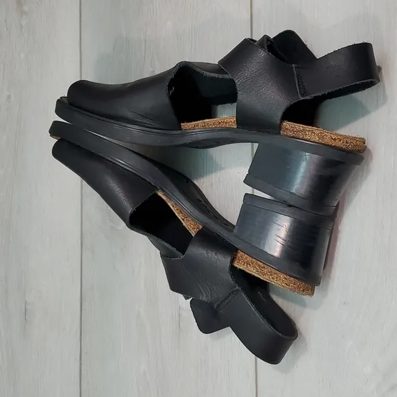 Naot Womens Ankle Leather Heels Sandals shoes sz 39/8