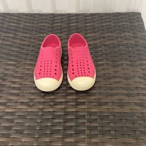 Native Jefferson, shoes, children size 8